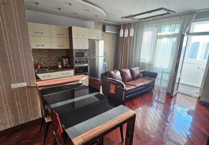 3-комнатная квартира · 70 м² · 12/14 этаж, Хусаинова 225