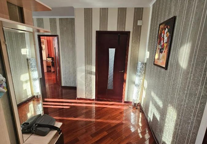 3-комнатная квартира · 70 м² · 12/14 этаж, Хусаинова 225
