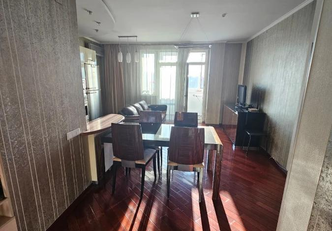 3-комнатная квартира · 70 м² · 12/14 этаж, Хусаинова 225