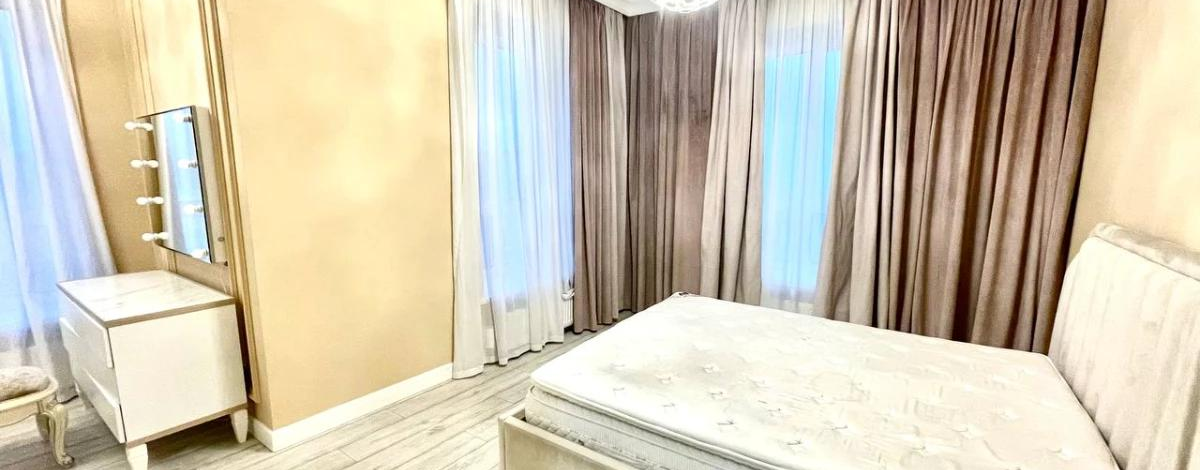 4-комнатная квартира · 140 м² · 4/21 этаж, Сейфуллина 574/1 к2