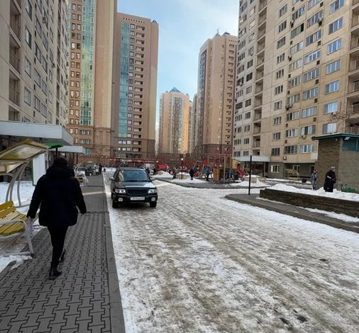 3-комнатная квартира · 72.5 м² · 10/18 этаж, мкр Тастак-2, Брусиловского 159