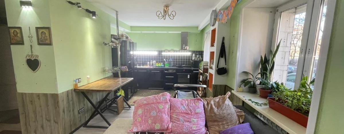 2-комнатная квартира · 54 м² · 1/9 этаж, Славского 18