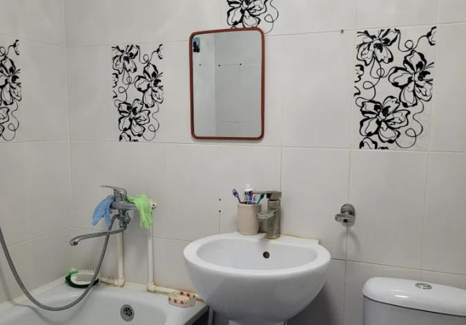 2-комнатная квартира · 47 м² · 4/5 этаж, Рысбек батыра — Толе би