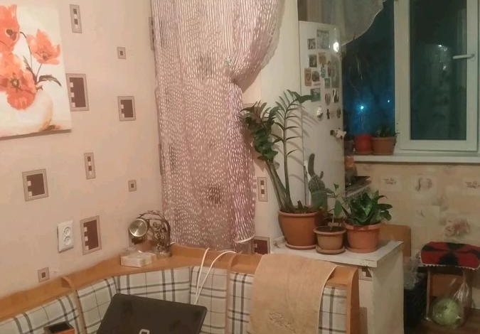 3-комнатная квартира · 73.2 м² · 4/5 этаж, 9мкр Мынбулак 1 — напротив 7мкр