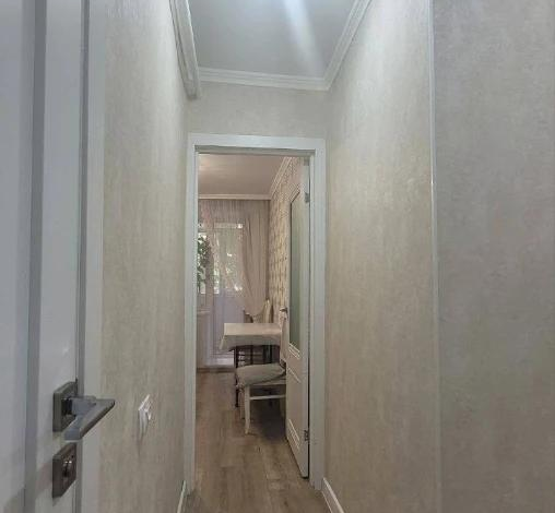 2-комнатная квартира · 48.2 м² · 1/9 этаж, мкр Юго-Восток, Республики 32