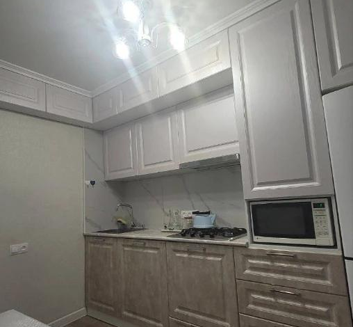 2-комнатная квартира · 48.2 м² · 1/9 этаж, мкр Юго-Восток, Республики 32