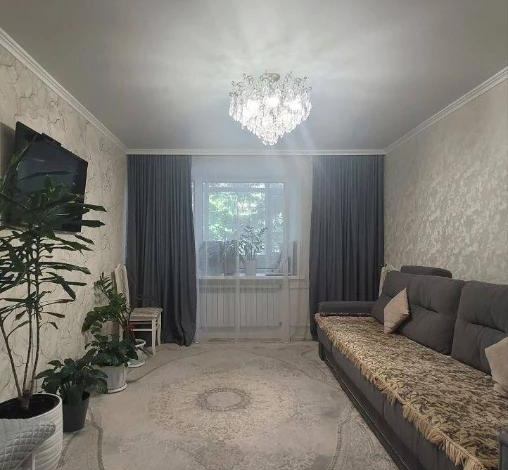 2-комнатная квартира · 48.2 м² · 1/9 этаж, мкр Юго-Восток, Республики 32