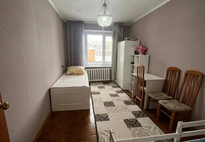 3-комнатная квартира · 67 м² · 1/9 этаж, мкр Юго-Восток, Шахтеров 1