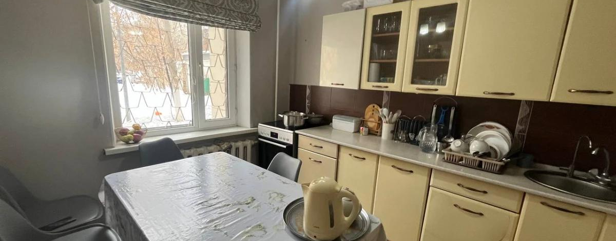 3-комнатная квартира · 67 м² · 1/9 этаж, мкр Юго-Восток, Шахтеров 1
