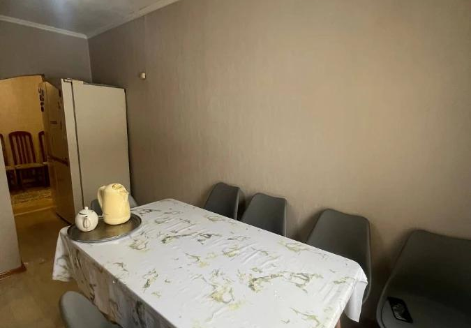 3-комнатная квартира · 67 м² · 1/9 этаж, мкр Юго-Восток, Шахтеров 1