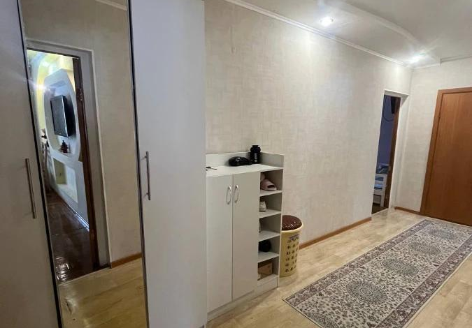 3-комнатная квартира · 67 м² · 1/9 этаж, мкр Юго-Восток, Шахтеров 1