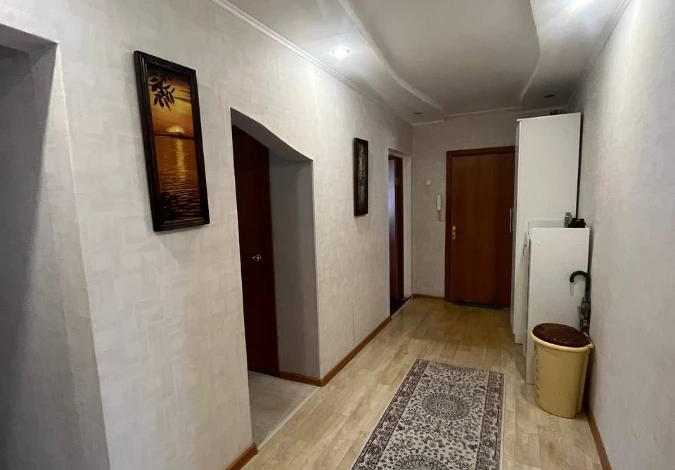 3-комнатная квартира · 67 м² · 1/9 этаж, мкр Юго-Восток, Шахтеров 1
