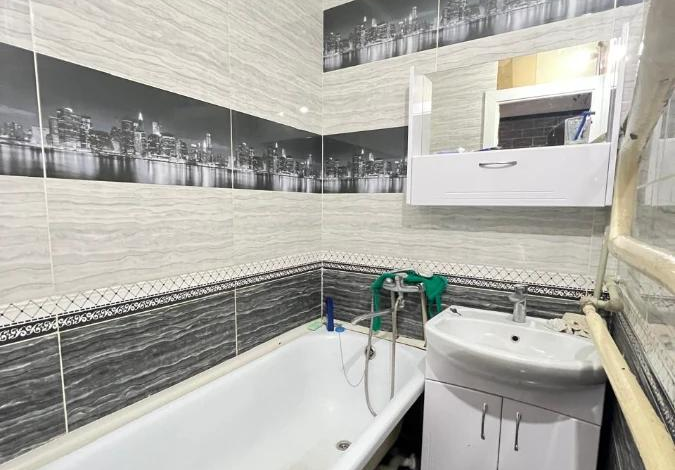 4-комнатная квартира · 78.7 м² · 4/5 этаж, Салтанат 28