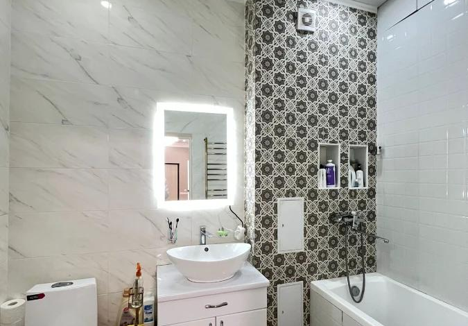 2-комнатная квартира · 72 м² · 2/4 этаж, Проспект Жамбыла 73