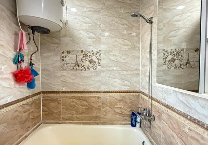 3-комнатная квартира · 65 м² · 5/5 этаж, Койгельды 192
