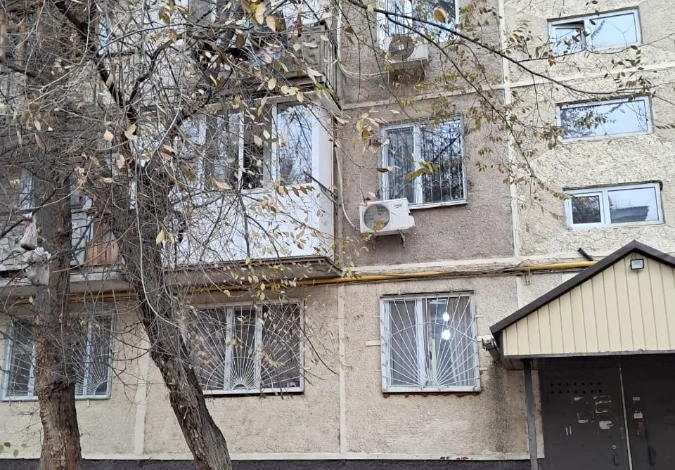 4-комнатная квартира · 75 м² · 4/5 этаж, 7 микр Самал