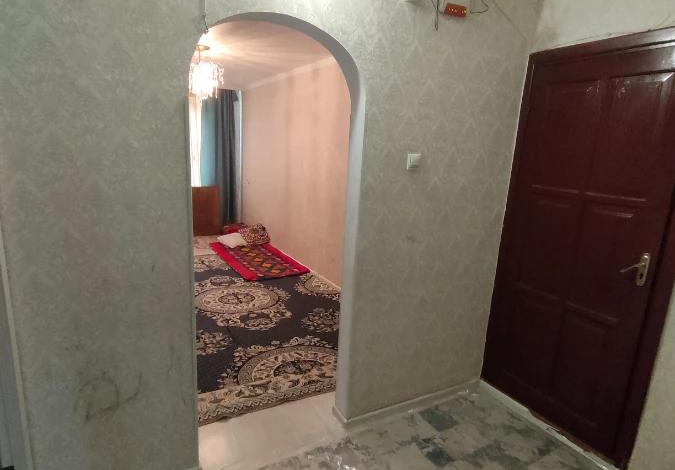 4-комнатная квартира · 75 м² · 3/5 этаж, 3-МКР