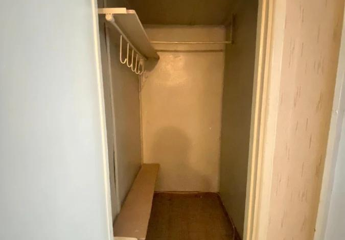 2-комнатная квартира · 42.7 м² · 1/5 этаж, Ауэзова 14