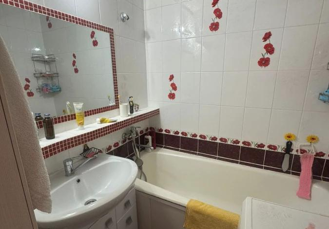 3-комнатная квартира · 68 м² · 5/6 этаж, сатпаева 253