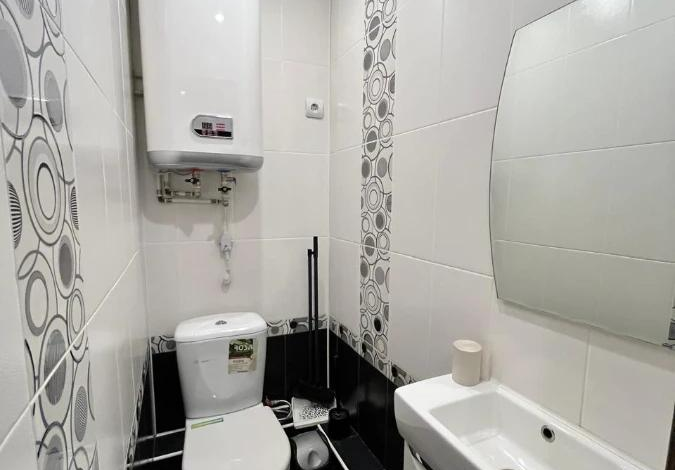 2-комнатная квартира · 44.3 м² · 1/5 этаж, Каирбаева 98