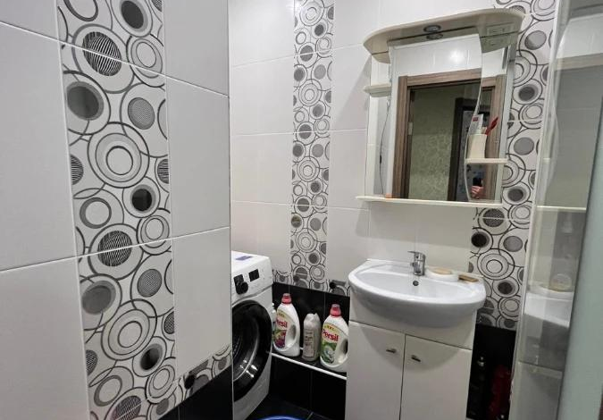 2-комнатная квартира · 44.3 м² · 1/5 этаж, Каирбаева 98