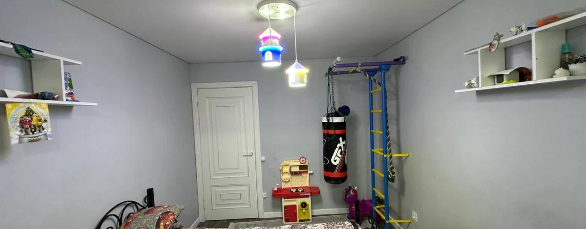 3-комнатная квартира · 64.1 м² · 1/9 этаж, Пермитина 15-1