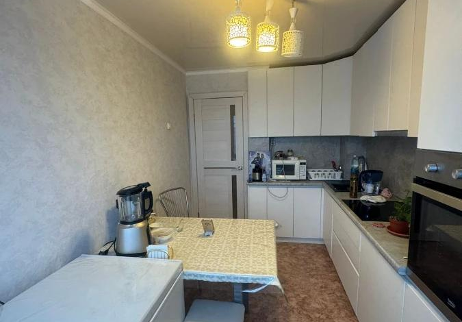 3-комнатная квартира · 68 м² · 8/9 этаж, САТПАЕВА 253