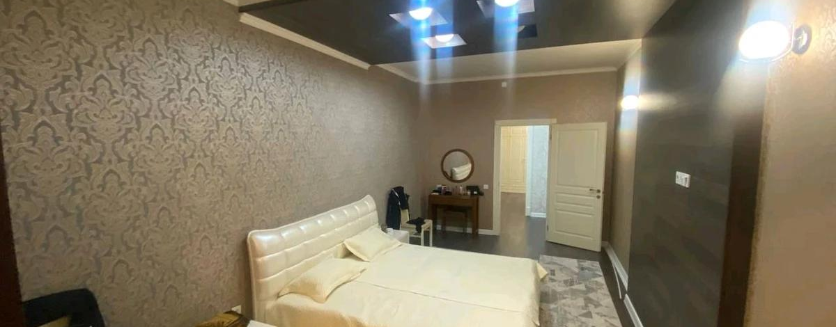 4-комнатная квартира · 160 м² · 6/10 этаж, Байтурсынова 58в