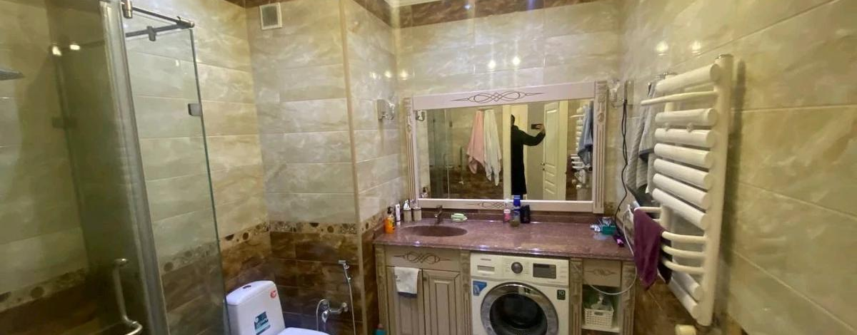 4-комнатная квартира · 160 м² · 6/10 этаж, Байтурсынова 58в