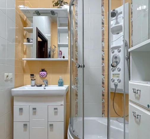 3-комнатная квартира · 129 м² · 4/9 этаж, Кожамкулова 229