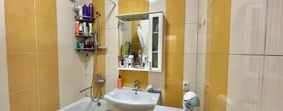 3-комнатная квартира · 74 м² · 1/9 этаж, мкр Аксай-4 — Сзади супермаркета Small