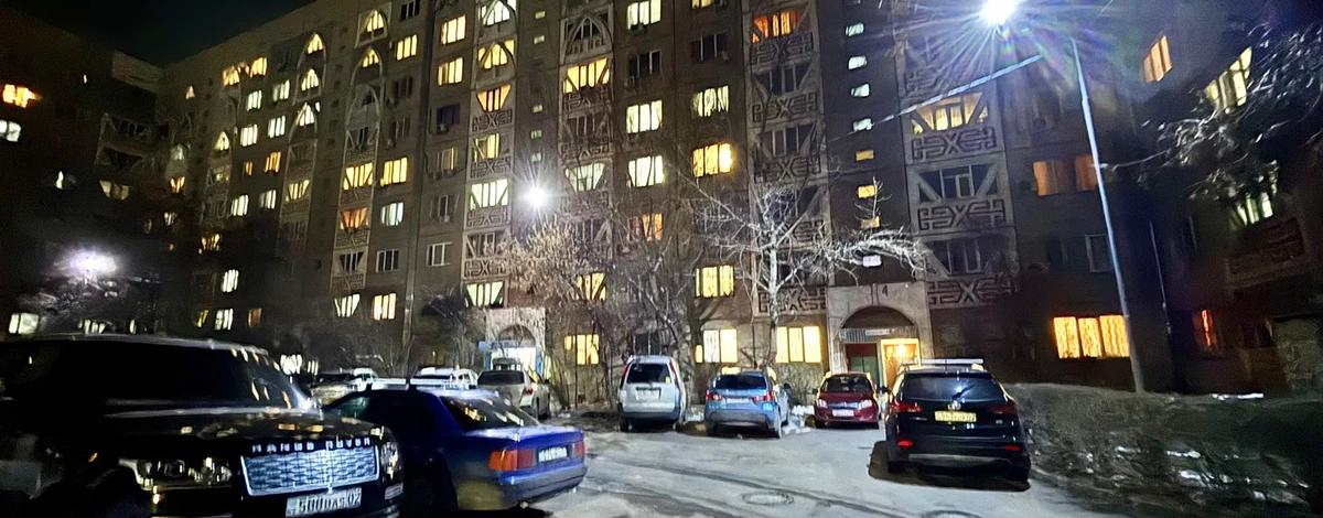 3-комнатная квартира · 74 м² · 1/9 этаж, мкр Аксай-4 — Сзади супермаркета Small