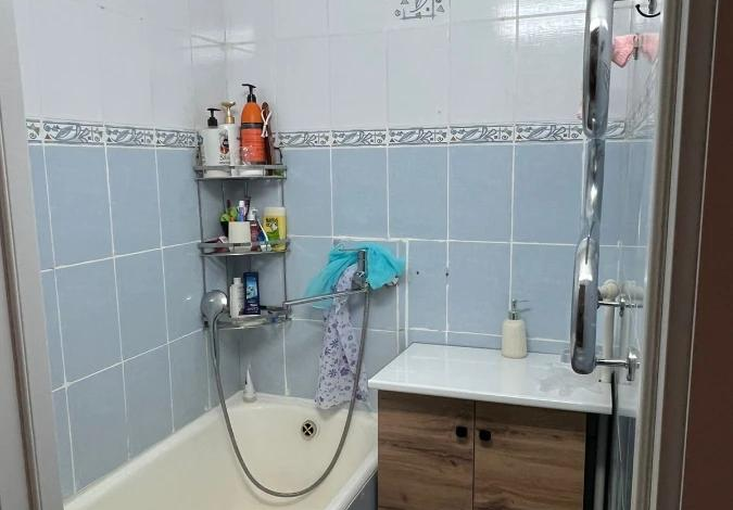 2-комнатная квартира · 50.4 м² · 4/5 этаж, 17-й микрорайон, 17-й микрорайон