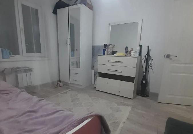 4-комнатная квартира · 75.8 м² · 4/5 этаж, Адырбекова — Орынбаева