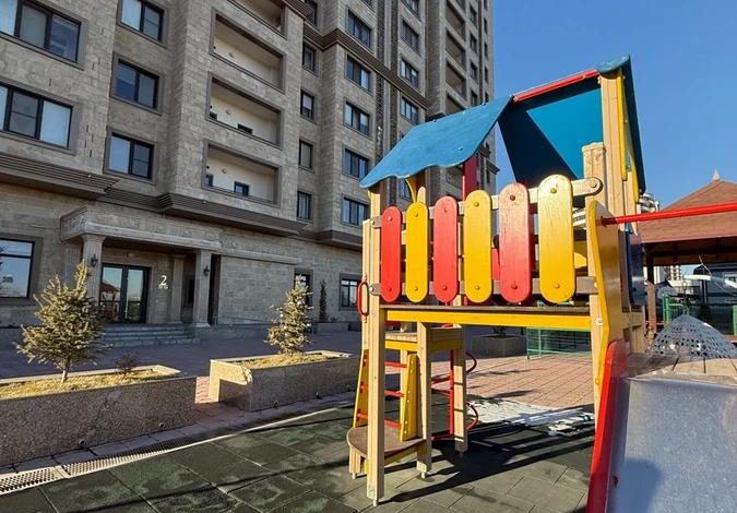 4-комнатная квартира · 151.7 м² · 6/13 этаж, Кунаева 35