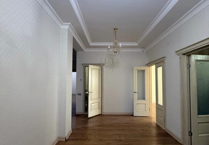 4-комнатная квартира · 151.7 м² · 6/13 этаж, Кунаева 35