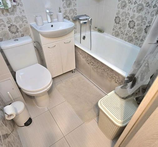 2-комнатная квартира · 44 м² · 4/5 этаж, Розыбакиева 230 — Розыбакиева - Басенова