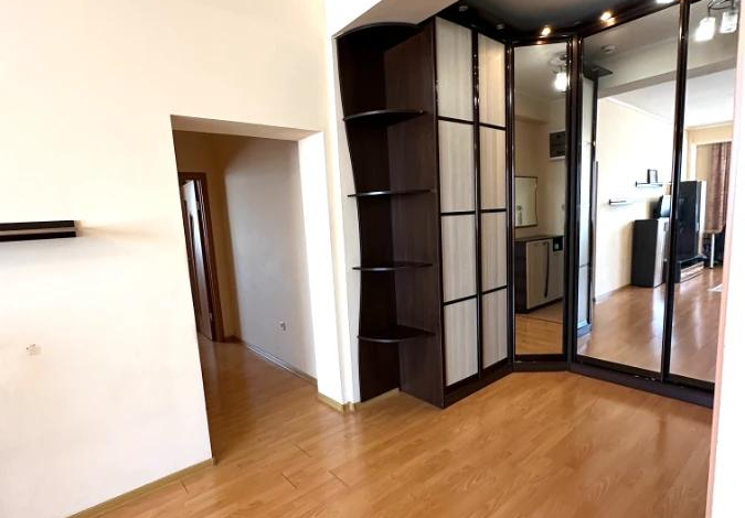 2-комнатная квартира · 77.6 м² · 12/13 этаж, мкр Керемет 5 к43 — проспект Сакена Сейфуллина