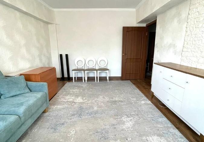 4-комнатная квартира · 92 м² · 5/5 этаж, Тулебаева 27 — Пассаж