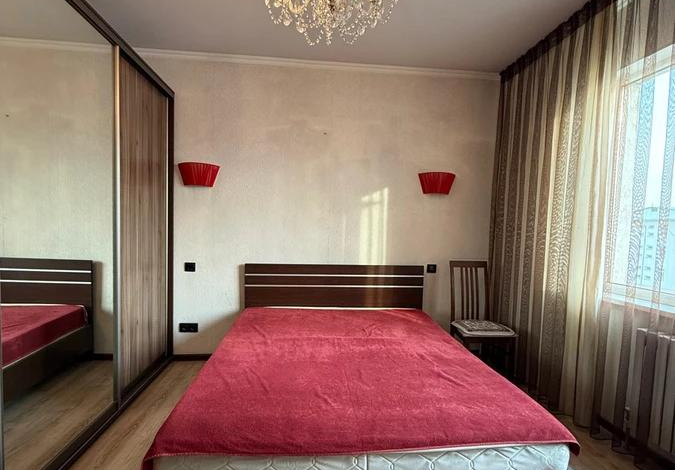 2-комнатная квартира · 52 м² · 8/9 этаж, Толе би — Толе би/Жарокова