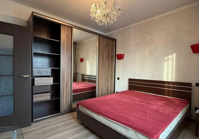 2-комнатная квартира · 52 м² · 8/9 этаж, Толе би — Толе би/Жарокова