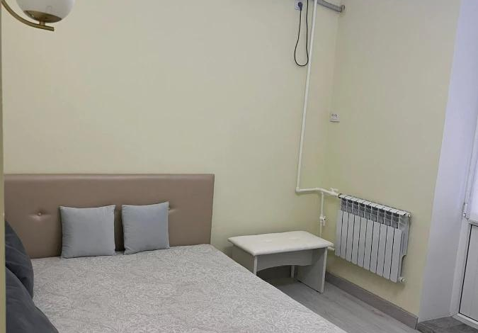 2-комнатная квартира · 44.8 м² · 3/3 этаж, Азаттык 20