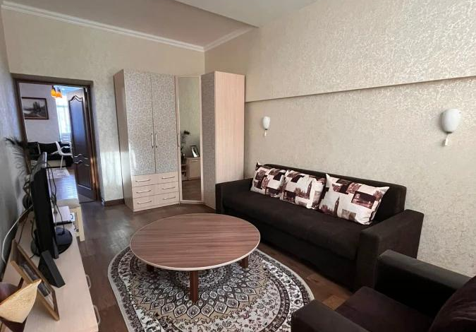 4-комнатная квартира · 90 м² · 1/5 этаж, МАШХУР ЖУСУПА 9