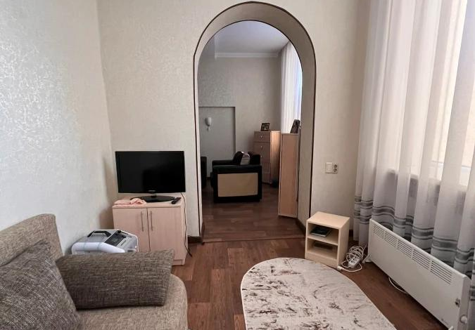 4-комнатная квартира · 90 м² · 1/5 этаж, МАШХУР ЖУСУПА 9