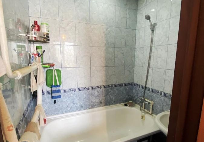 3-комнатная квартира · 57.7 м² · 5/5 этаж, Торайгырова 115