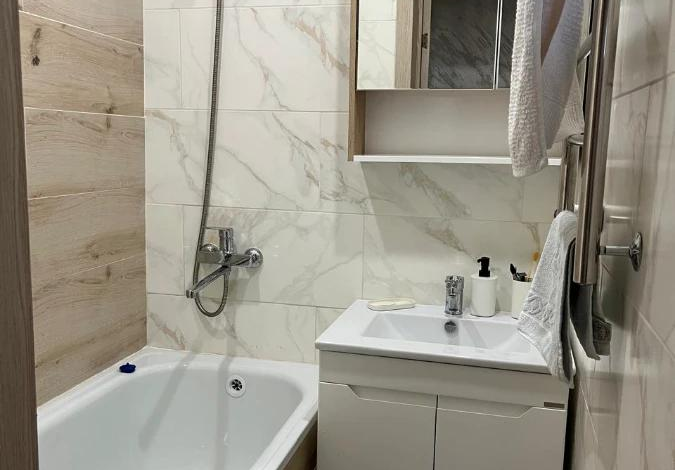 2-комнатная квартира · 47 м² · 8/9 этаж, ДЮСЕНОВА 20
