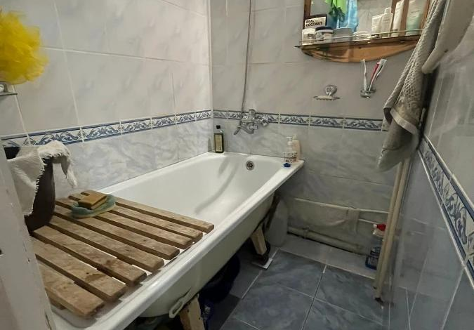 3-комнатная квартира · 62 м² · 5/5 этаж, Торайгырова 44