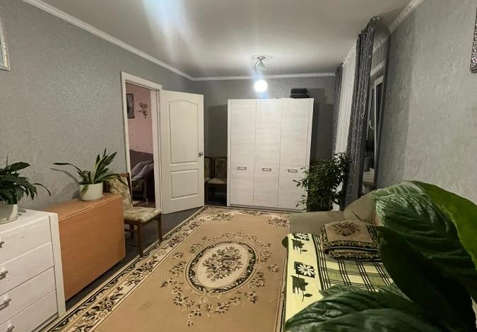 3-комнатная квартира · 62 м² · 5/5 этаж, Торайгырова 44