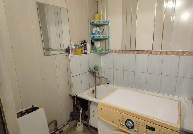 2-комнатная квартира · 42.5 м² · 5/5 этаж, Торайгырова 115